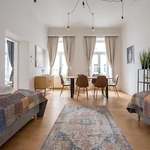 Apartment Roksox-home Meidling Schloss Schoenbrunn, Wien